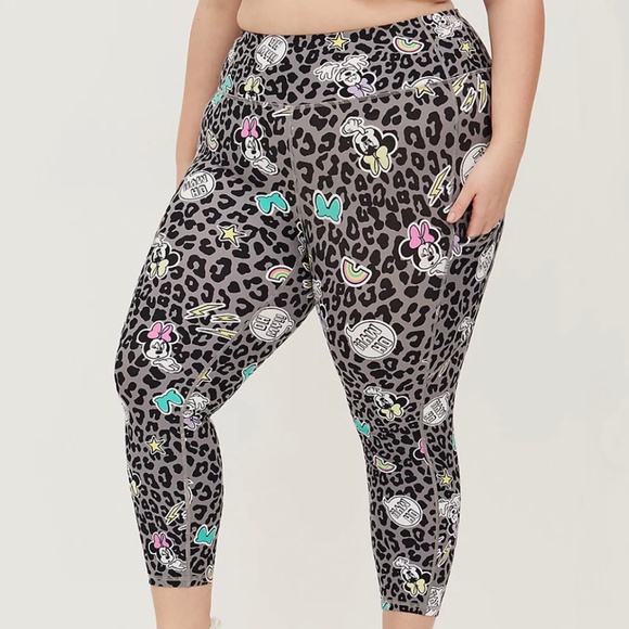 SET: Torrid Disney Minnie Mouse Leopard Grey Sports Bra/Cropped Legging 2X - Picture 7 of 14
